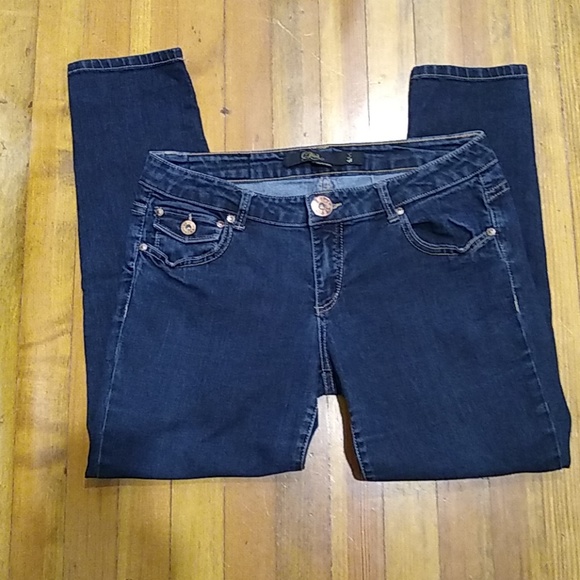 Celebrity Pink Jeans - Picture 5 of 6